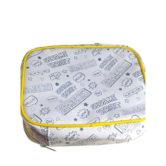Sesame Street Wet N Wild Cosmetic Bag With Cartoon Characters Zipper Closure Yel - Picture 2 of 3